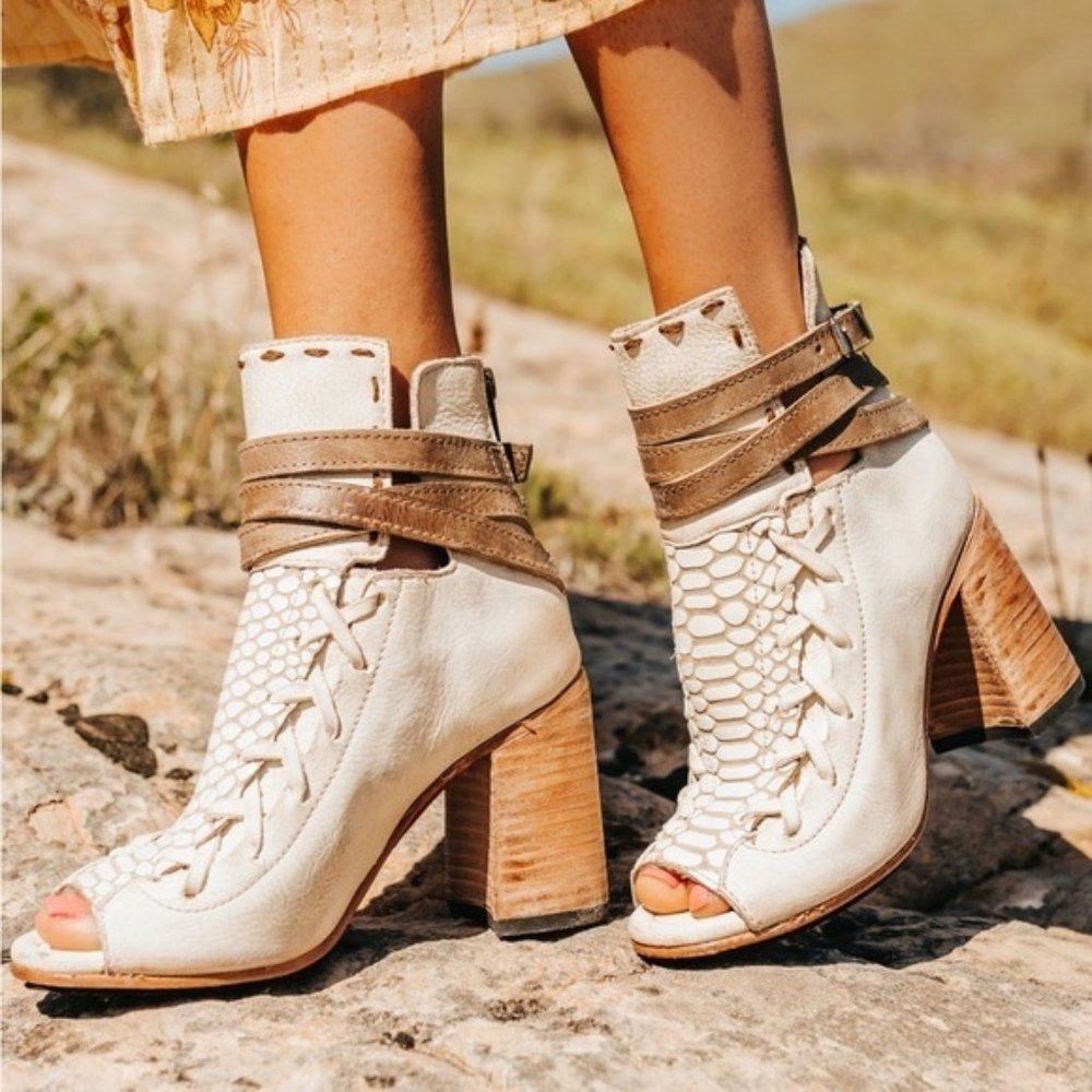 FREEBIRD BY STEVEN “EAGLE” BOOTS Size 8 -NEVER WORN!